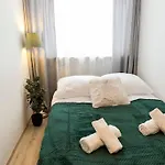 Marszalkowska 111a - Good *