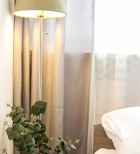 Marszalkowska 111a - Good * 华沙