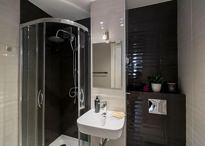 Marszalkowska 111a - Good 华沙