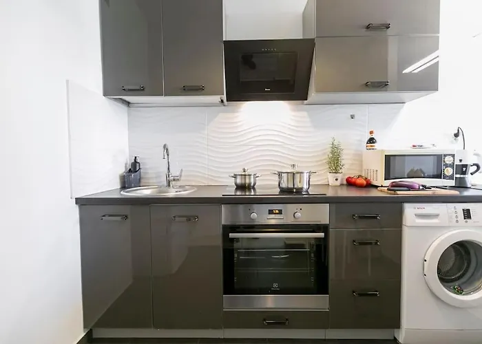 Marszalkowska 111a - Good * 华沙